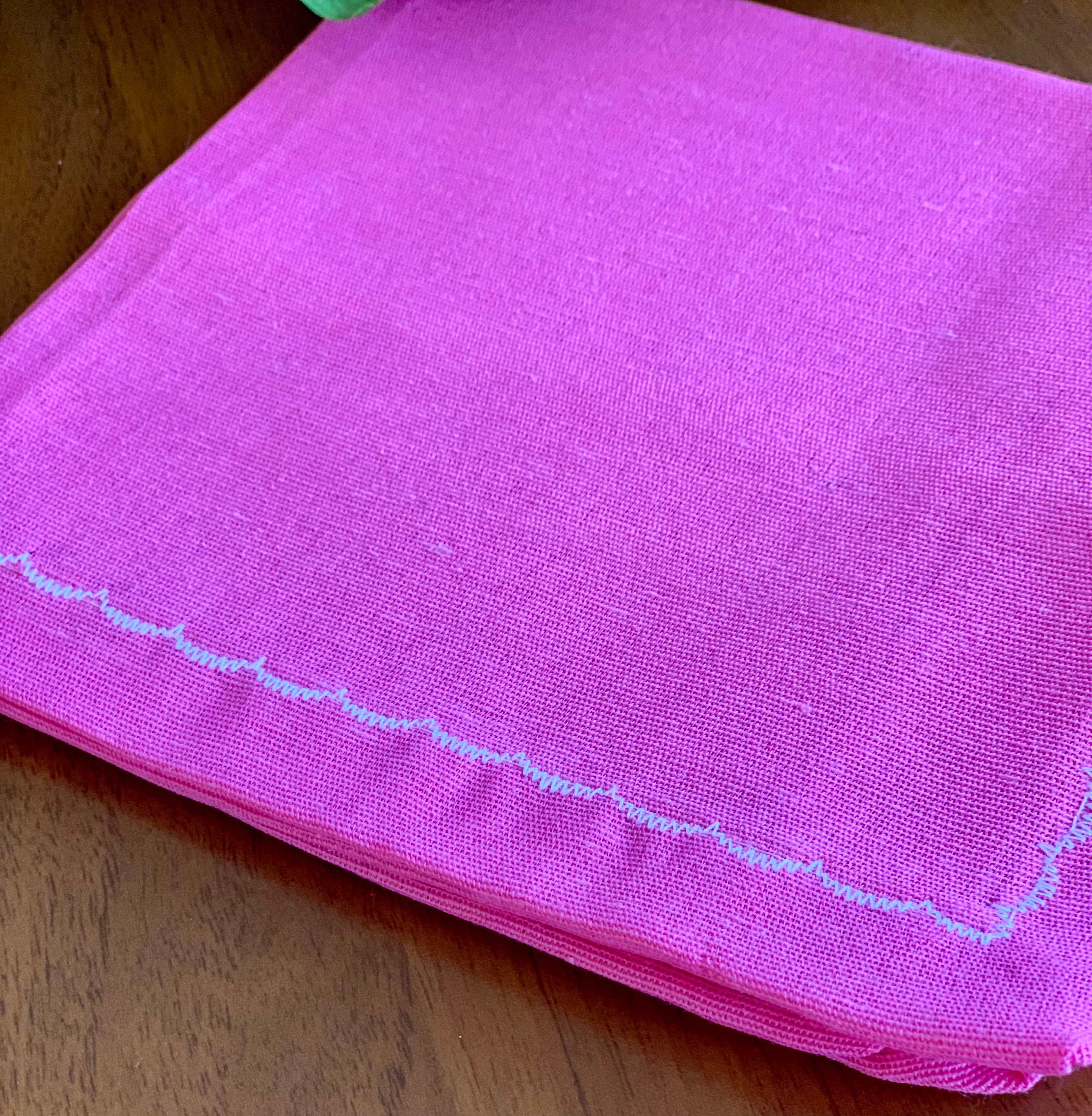 Fucsia 2U.